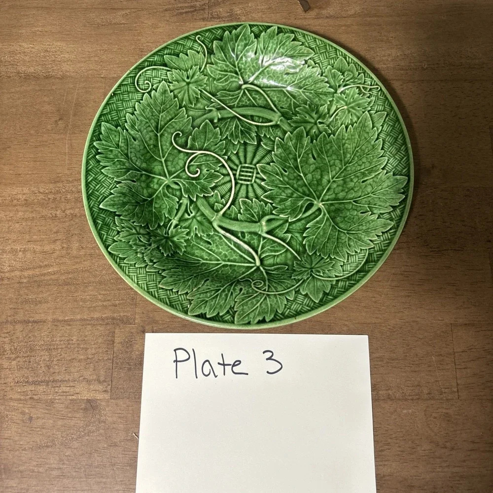 3 Antique WEDGWOOD GREEN MAJOLICA GRAPEVINE RELIEF PLATE - 8 3/8